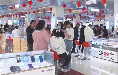 后高考經(jīng)濟(jì)熱潮涌動(dòng)，電子產(chǎn)品迎銷售黃金期