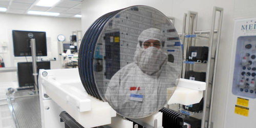 芯片危機(jī) 產(chǎn)能見頂下的全球供應(yīng)鏈困局